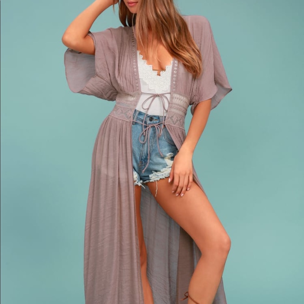 Lulu’s Carried Away Mauve Embroidered Maxi Top